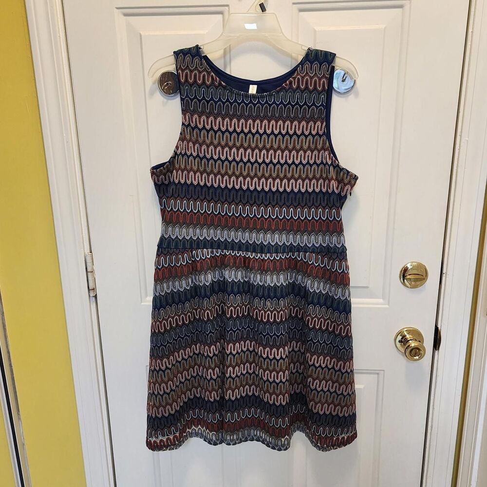 Xhilaration multicolor wavy stripe sleeveless dress with side zipper, size XXL